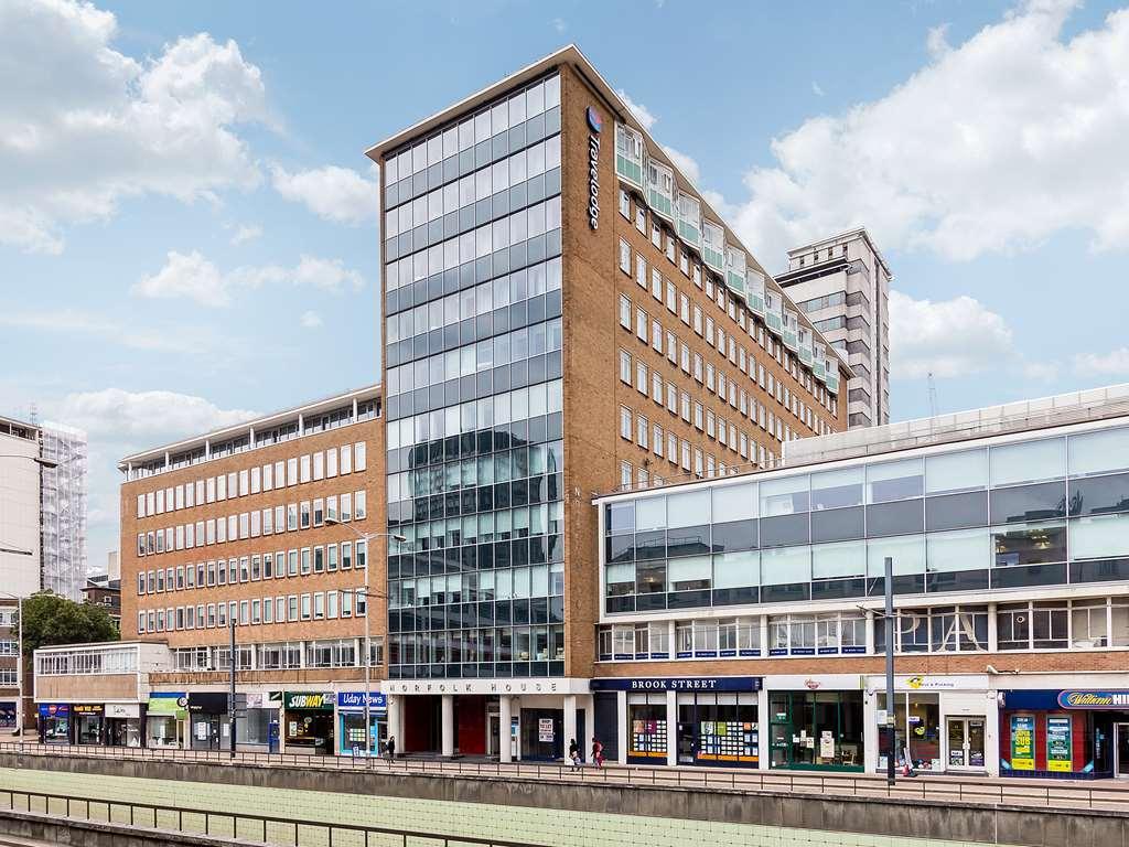 Travelodge Croydon Central Esterno foto