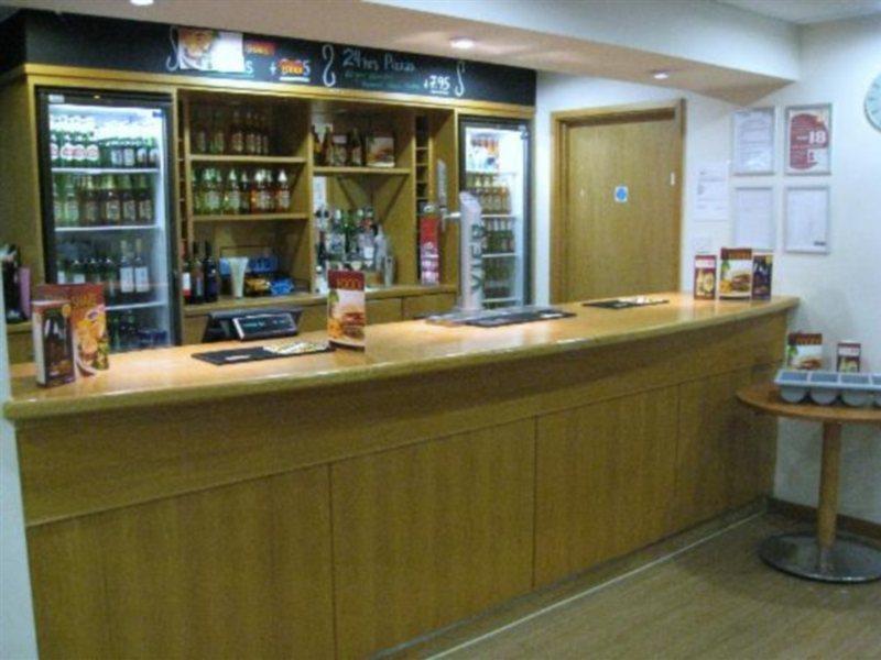 Travelodge Croydon Central Esterno foto