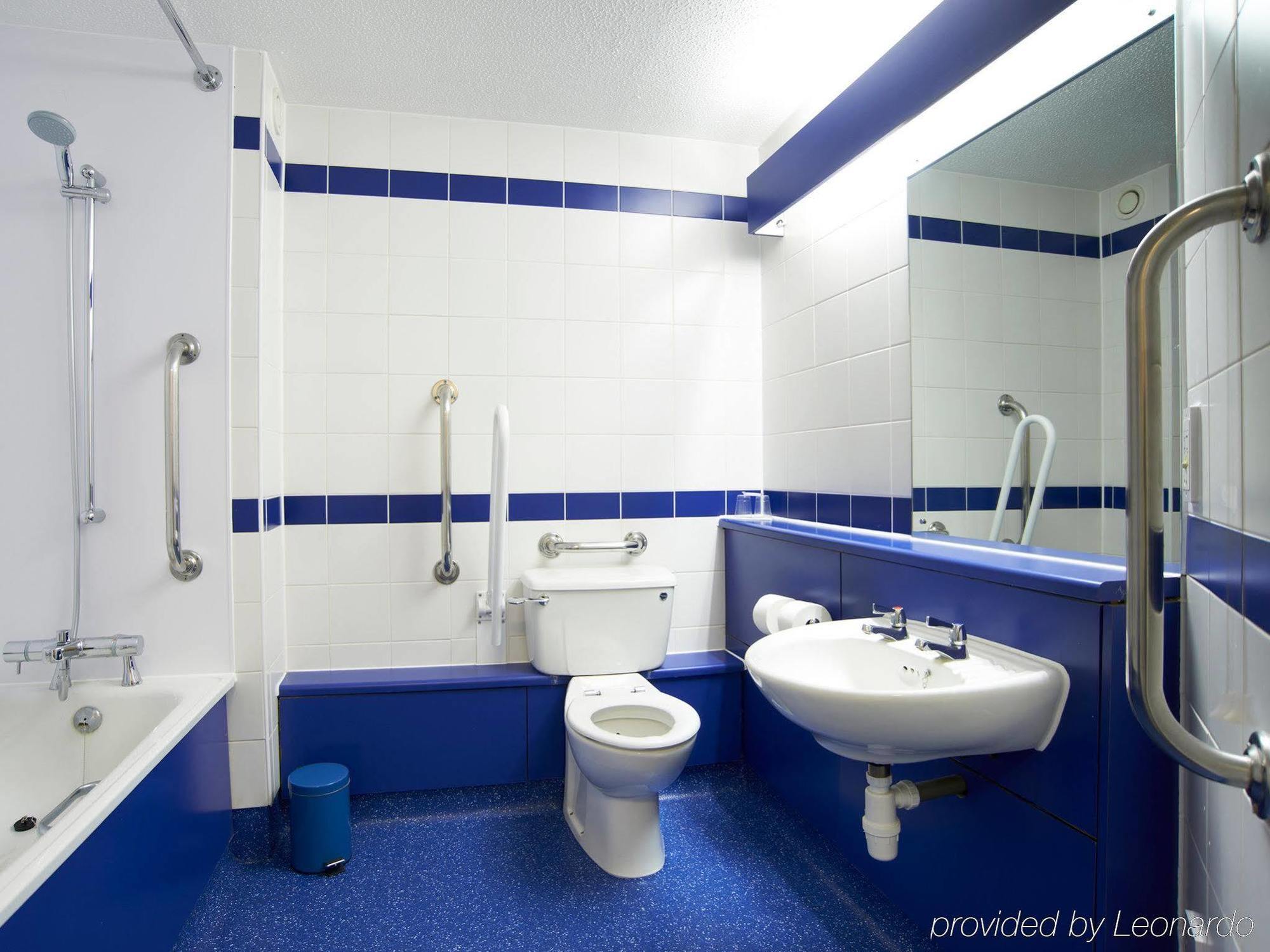 Travelodge Croydon Central Esterno foto