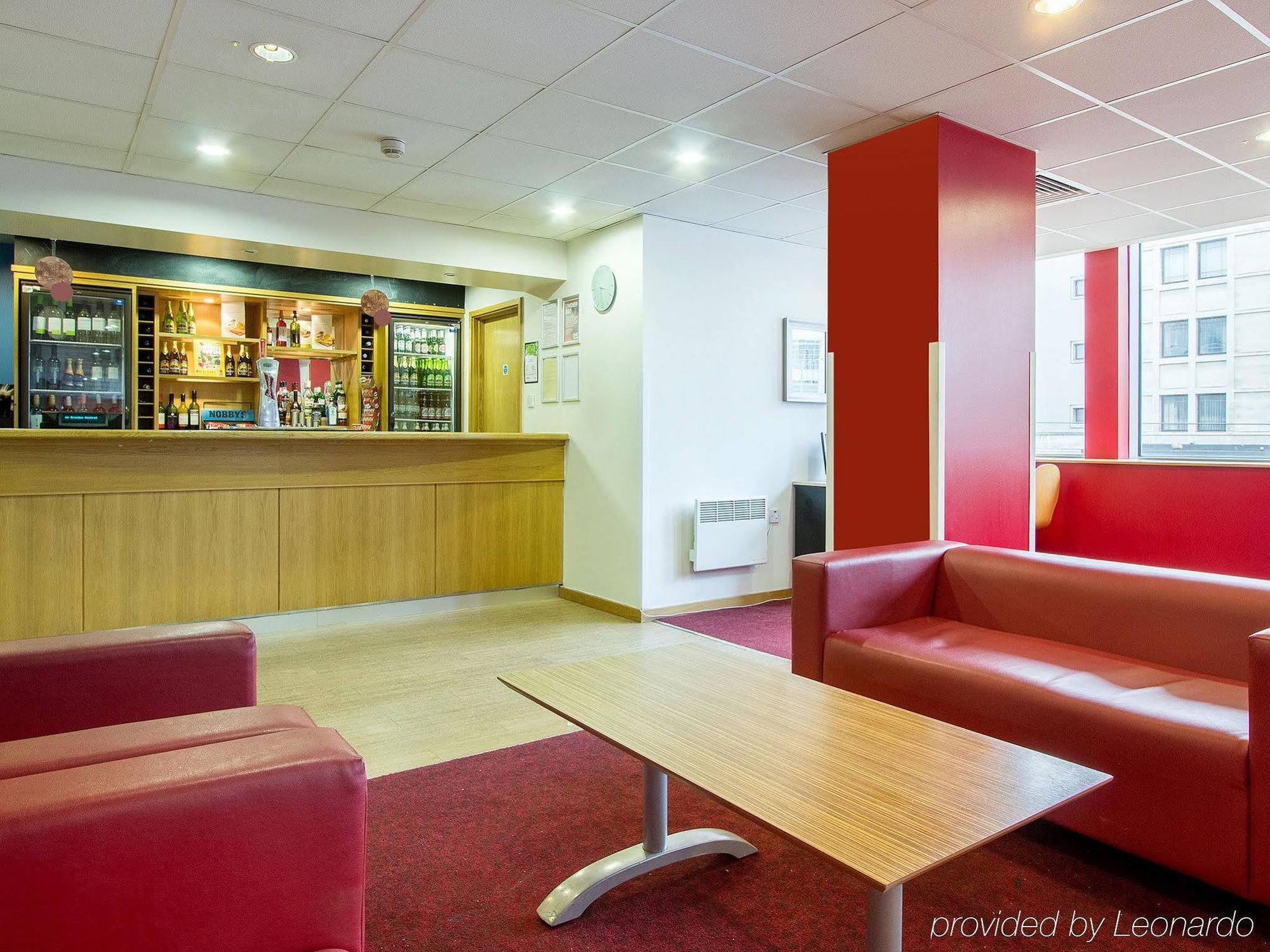 Travelodge Croydon Central Esterno foto