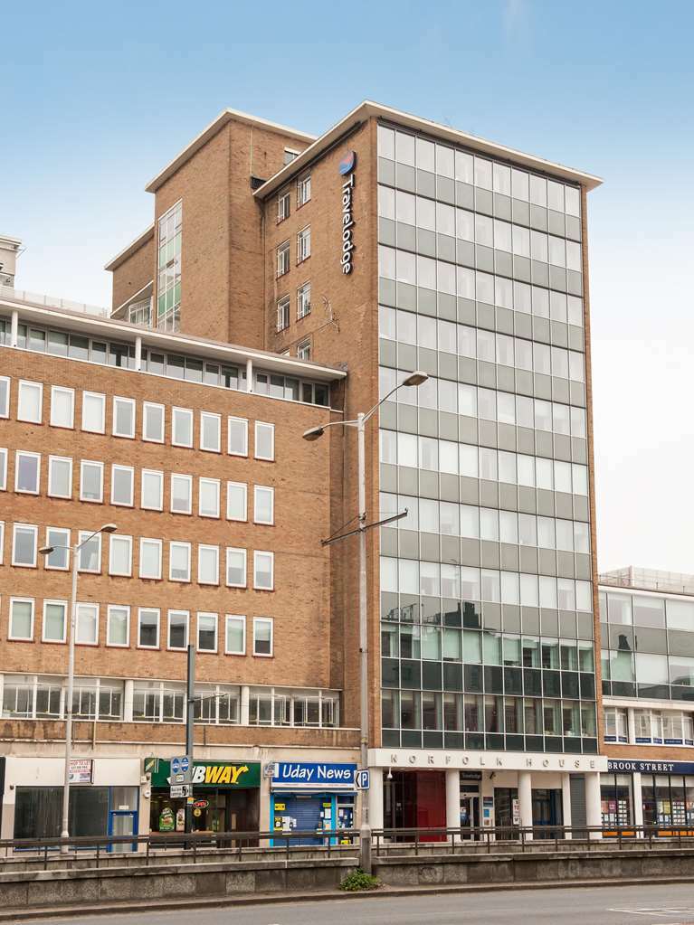 Travelodge Croydon Central Esterno foto