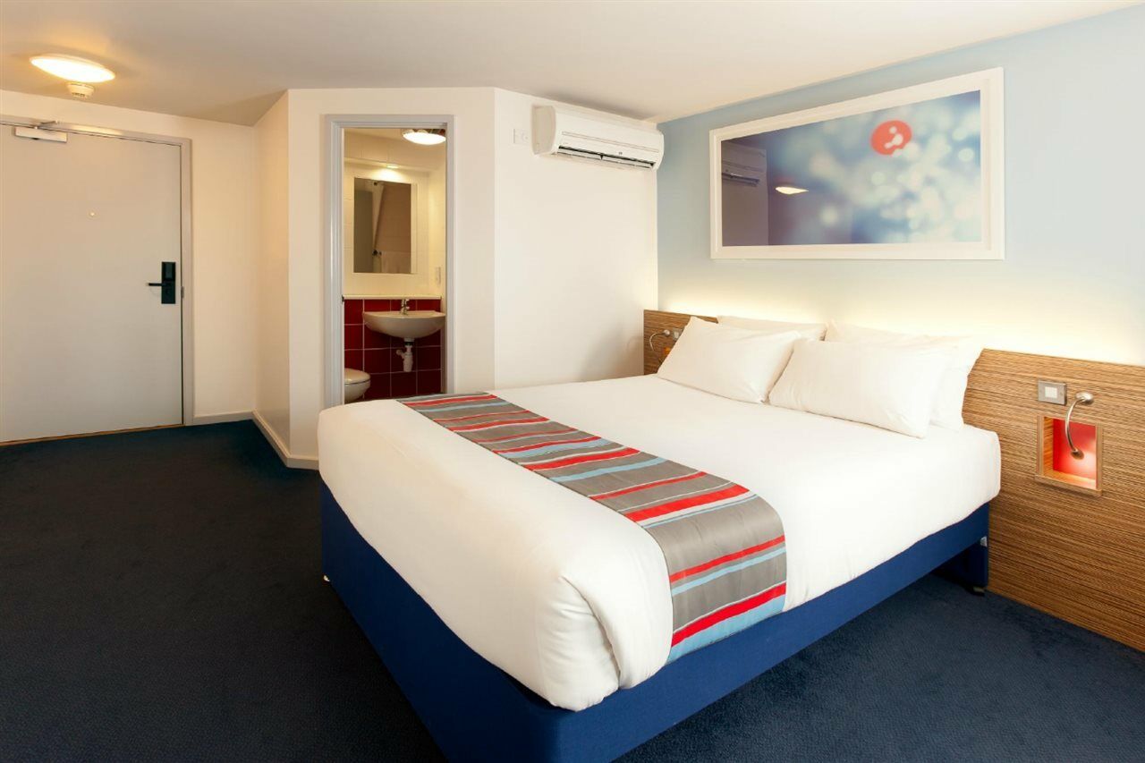 Travelodge Croydon Central Esterno foto